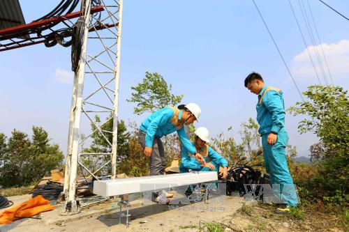 Triển khai mạng 4G, tăng thu hồi sim rác để 'triệt' tin nhắn rác 